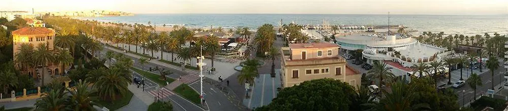 Hotel Planas Salou 3*,